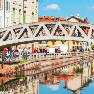 Navigazione sui Navigli Milanese con Brunch sul Pontile